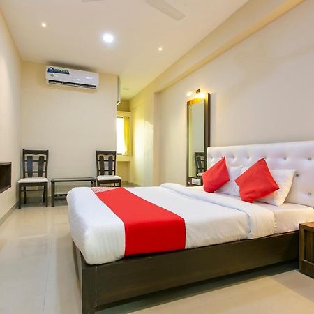 Oyo 62220 Hotel Stay Inn Kalyān Exterior foto