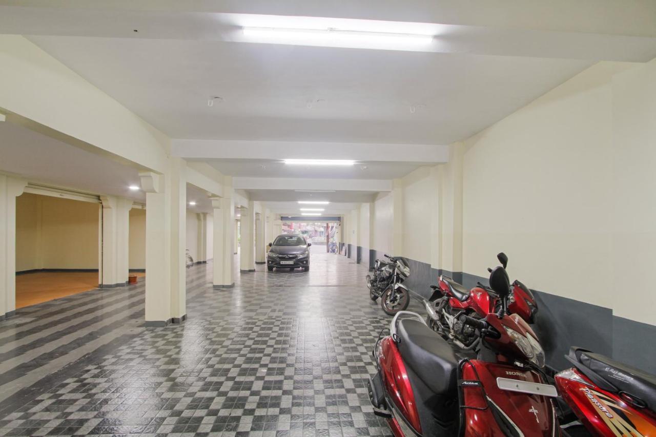 Oyo 62220 Hotel Stay Inn Kalyān Exterior foto