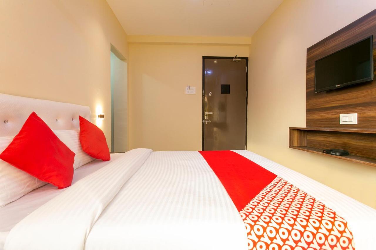 Oyo 62220 Hotel Stay Inn Kalyān Exterior foto